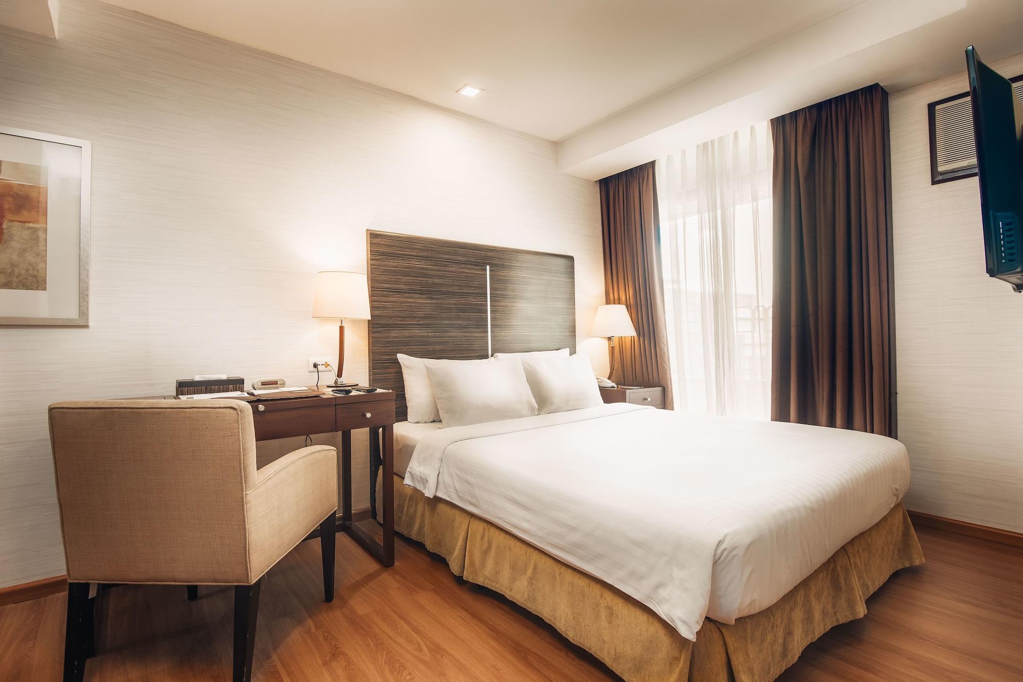 Best Western Antel Spa Hotel Suites Makati City Esterno foto