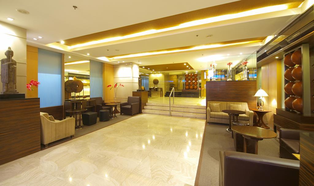 Best Western Antel Spa Hotel Suites Makati City Esterno foto