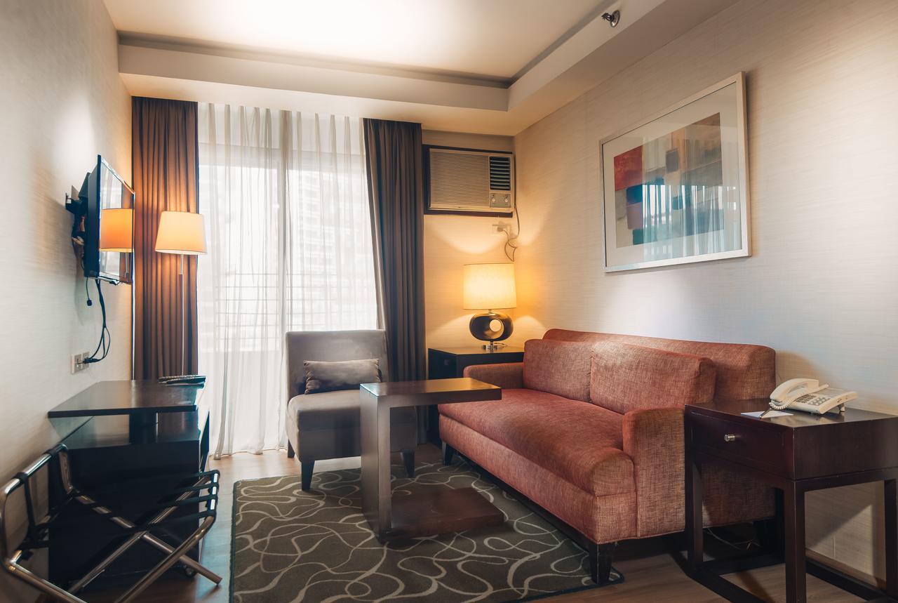 Best Western Antel Spa Hotel Suites Makati City Esterno foto